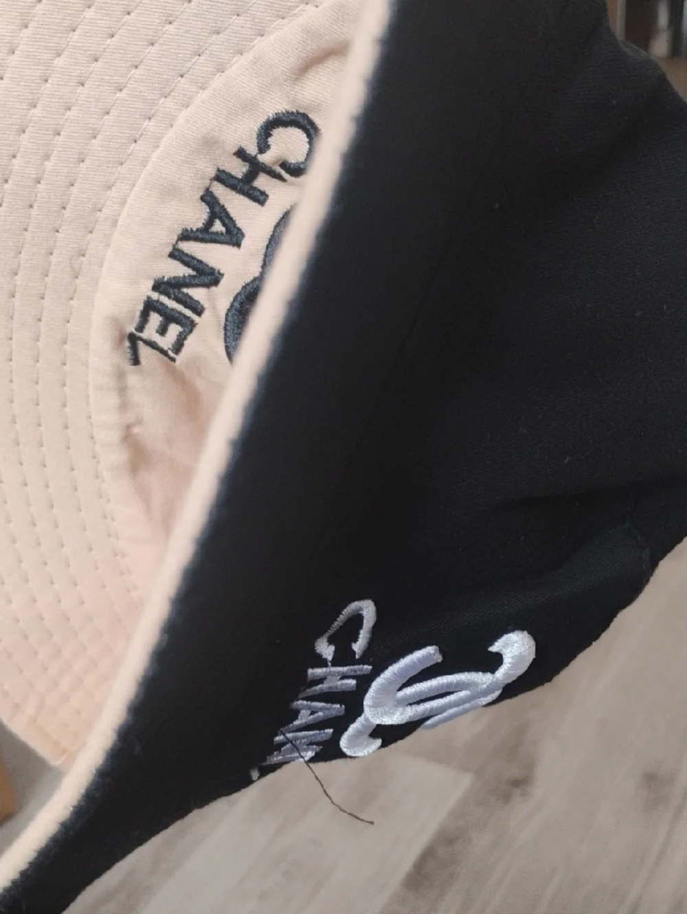 Reversible FashionBucket Hat - Solid Blackand Lovely Tan Made In Vietnam 🆕✨🩷